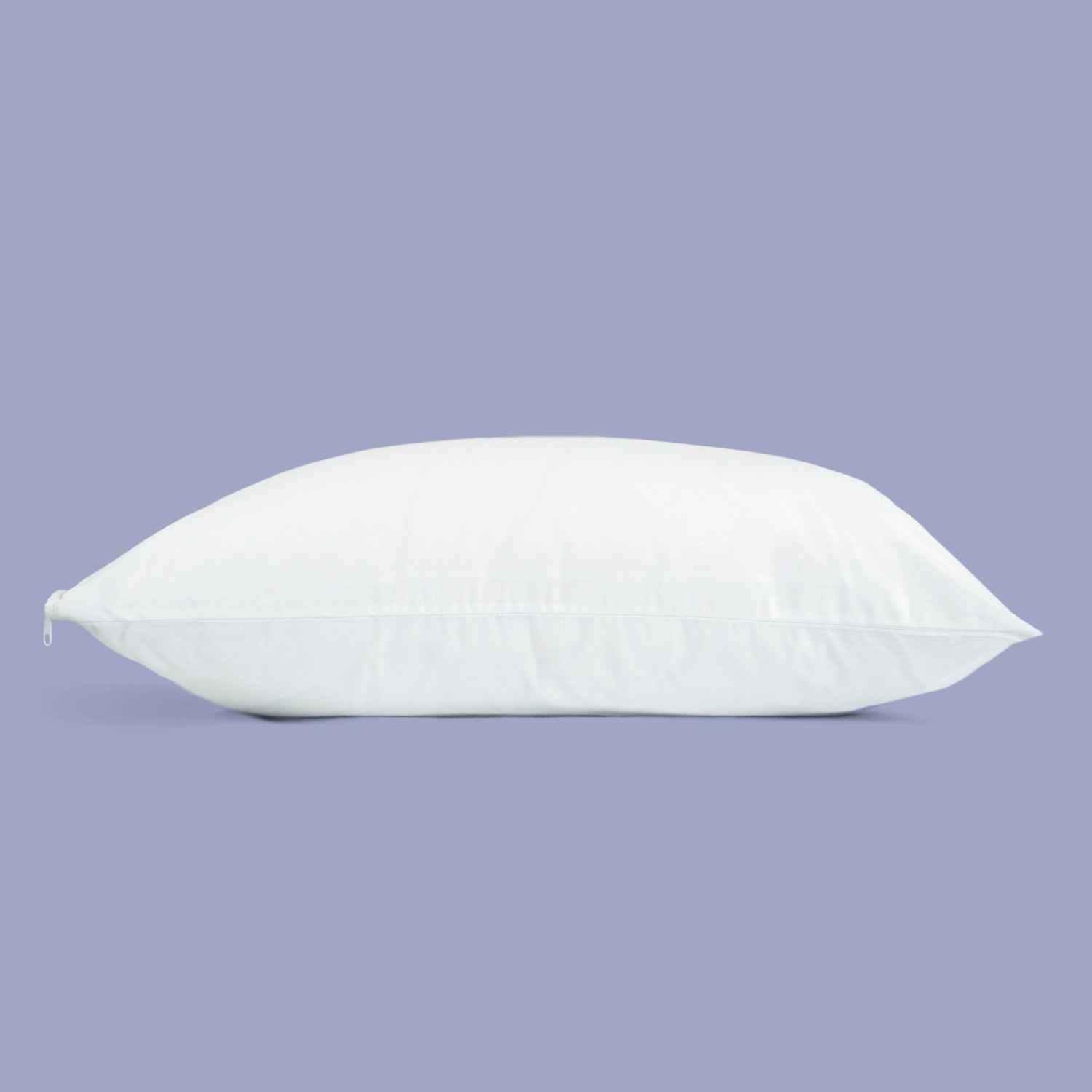 Una imagen en formato gif sonde se muestra un fondo en tono morado y una almohada blanca y sobre ella aparece y desaparece una sandia. 